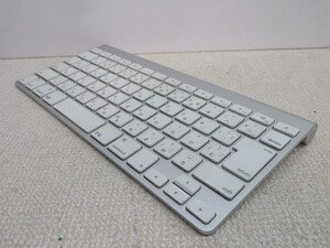 ★Apple A1314 ワイヤレスキーボード ホワイト MAC用 Wireless Keyboard アップル PC用品 電池付き USED 12459★！！