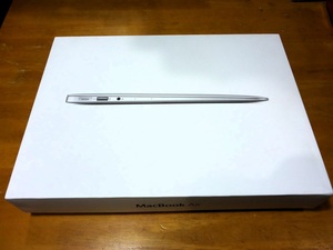 【Apple】MacBook Air 13inch Mid 2013モデル MD760J/A core i5 1.3GHz 4GB SSD128GB A1466 マックブック エアー 中古 カバー付き