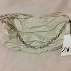 ZARA ギャザーショルダーバッグ