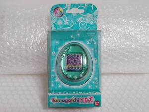 現状品 未開封+廃盤品　BANDAI　Tamagotchi iD L　iDL05　グリーン　2011　バンダイ　たまごっち