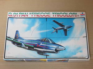 フィアットG.91　G.91 PAN Frecce Tricolori 三色の矢 イタリヤ空軍 曲技チーム　エッシー ESCI 模型 プラモデル