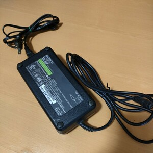 ソニーACアダプターVGP-AC19V17★バイオVAIO PC・VGC-LN52JGB用 出力19.5V・7.7A・センタープラス　送料710円です