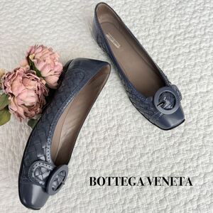 美品 BOTTEGA VENETA ボッテガヴェネタ イントレチャート フラットシューズ ベルト ブルー 361/2