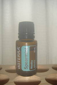 ★即決★doTERRA ドテラ スペアミント 15ml エッセンシャルオイル 27.06★