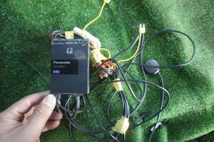 H556　Panasonic パナソニック CY-ET909KD ETC アンテナ分離型 音声案内 車載器 普通車登録 動作OK / 2J9-374