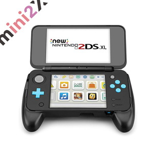 NEW Nintendo 2DS LL スタンド グリップ型 スタンド ゲーミンググリップ 本機用 ハンドル new 2dsll 専用 ゲームグリップ