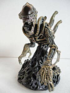 ジャンク エイリアン ゼノモーフ フィギュア MICRO ALIEN WARRIOR POLYSTONE COLLECTIBLE ♯694of1000 STYLES ON VIDEO EDITION