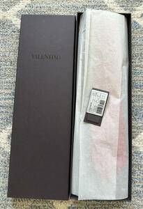 ヴァレンティノ　VALENTINO　ネクタイ　赤　チェック柄　箱、タグ付き