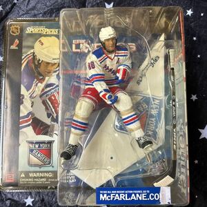 MCFARLANE NHL NEW YORK RANGERS ERIC LINDROS ACTION FIGURE (2001)Series 2 Spawn 