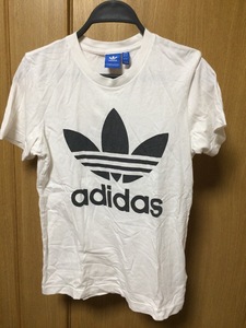 adidas Tシャツ　サイズXS