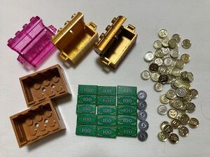 レゴLEGO 硬貨金貨60枚　100ドル札　宝箱、コンテナ　中古