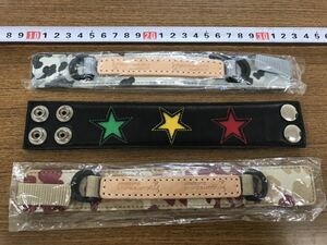 新品 レザーブレスレット 赤 革タイプ　銀 ヘックス鋲 星形 腕輪 リストバンド レッド パンク系 ロック系 迷彩