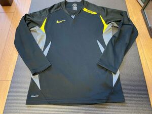 NIKE ナイキ FITDRY total90 長袖トレーニングシャツ 黒×灰×黄色　フットサル　ジュニアM 150cm 140-150 長袖