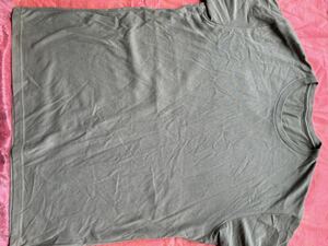 ユニクロ　半袖　Tシャツ　丸首　XL