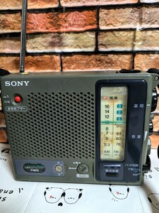 SONY ソニー RADIO ラジオ FM/AM 非常用ラジオ ポータブルラジオ 防災ラジオ ICF-B100中古動作品 (ゆ)