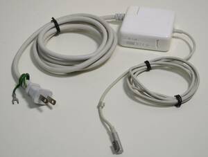 Apple / 60W MagSafe / 純正 ACアダプタ / 16.5V 3.65A / Model No. A1344 