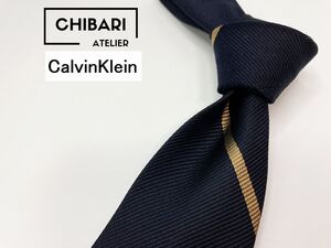 【超美品】CalvinKlein　カルバンクライン　レジメンタル柄 ネクタイ 3本以上 送料無料 メンズ ブラック　0101155