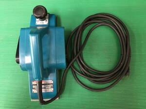 【中古品】★makita(マキタ) 110㎜電気カンナ 1911B　T5307　IT0GUZD66CCE