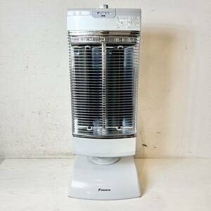 260＊中古品 DAIKIN ERFT11US-W ダイキン セラムヒート 遠赤外線暖房機 2017年製 空調 ヒーター 暖房機 動作確認済み＊