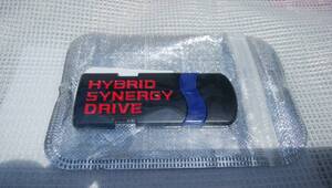 【ゆうパケット送料込】ハイブリッド シナジー ドライブ(HYBRID SYNERGY DRIVE) マットブラック 金属製 3Dエンブレム