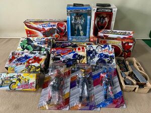 ◆☆596 仮面ライダー おもちゃ など まとめ フィギュア、DXタジャスピナー、DXサングラスラッシャー など 動作未確認 約8kg◆T