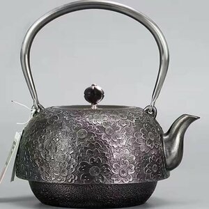 高品質★砂鉄 大容量鉄壺 コーティングなし 手作り鉄 やかんを沸かす お茶の道具　1400ML