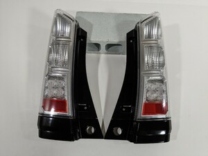 ホンダ純正 JF1/JF2 N-BOX 後期 LED テールライト 左右セット ICHIKOH D105 刻印T 棚番T-225/T-227