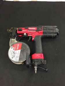 【ジャンク品】makita(マキタ) 41㎜高圧エアビス打ち機 赤 AR411HR /ITM4SDQT4EFQ