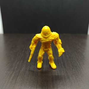 特撮　超人機メタルダー　トップガンダー　黄色　消しゴム　フィギュア　メタルヒーロー