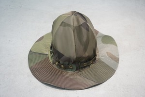 美品 21AW sacai サカイ x KAWS カウズ Mountain Metro Hat メトロ バケット サファリ ハット 帽子 キャップ 21-0258S 迷彩 本物 1127O▲