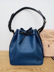 LOUIS VUITTON　 ルイヴィトン　 エピ　 ショルダーバッグ　 ノエ　青　紺　ブルー