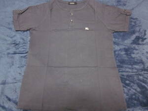 新品バーバリーブラックレーベル3　ボタンダウンTシャツ　濃いグレー