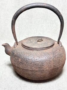 (X-1) 鉄瓶 ⑤ 在銘 鉄器 急須 鉄製 煎茶道具 茶器 茶道具 工芸品 アンティーク レトロ