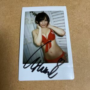 期間限定値下げ　 成海うるみ (麻里梨夏) 直筆サイン入りチェキ J