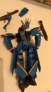 1/100 マクロス7 VF−19Sエメラルドフォース 可変モデル プラモデル バンダイ