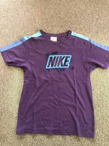 値引！　 NIKE Tシャツ 