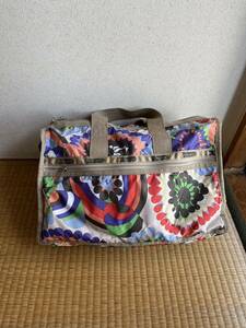 ●LeSportsac　レスポートサック　花柄　ボストンバッグ　