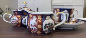 M570【中古・現状品】GOLD IMARI　ゴールド伊万里　シュガーポット/クリーマー/カップ＆ソーサー　