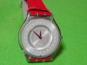 珍品　デザイン　SWATCH　SWISS　超薄型　腕時計