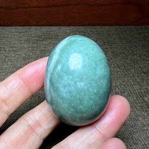 天然の翡翠の卵クォーツクリスタル 4.7cm 　1個　 　 鉱物　天然石　原石　ルース 標本　！！