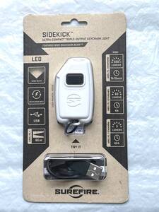 ★新品未使用！SUREFIRE シュアファイアー SIDEKICK COMPACT POCKET LIGHT WHT 5/60/300 ルーメン タクティカルライト