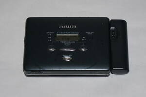 ★ AIWA カセットテープ ウォークマン FM.AMラジオ付き 再生機　ジャンク