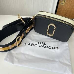 【K5051】 MARC JACOBS マークジェイコブス SNAPSHOT スナップショット カメラバッグ ショルダーバッグ ニューブラックマルチ 中古