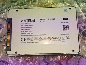 正常判定　Crucial SSD 525GB MX300 内蔵2.5インチ スペーサーおまけ付き【PS4 動作確認済】 CT525MX300SSD1 良品 送料無料