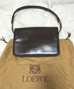 LOEWE ロエベ　カーフ　フラットタイプボディバッグ　肩掛けハンドバッグにも