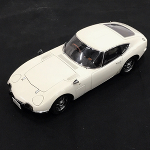 オートアート ミレニアム トヨタ 2000GT クーペ 1/18スケール ミニカー ホビー 保存箱付き 現状品 QR125-270