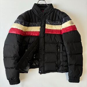 【定価38万】モンクレール MONCLER ダウンジャケット MENUIRE メヌエール トリコロール ブラック 黒 キルティング メンズ ブルゾン L相当