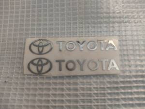 【ゆうパケット送料込】TOYOTA(トヨタ) ステッカー 2枚組 縦0.9cm×横5cm　豊田　