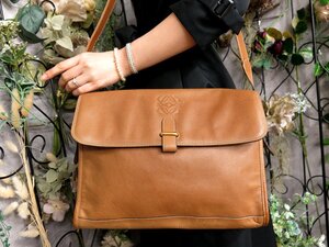 ●美品●LOEWE ロエベ●アナグラム●ロゴ型押し●カーフ レザー 本革●ショルダー バッグ●ブラウン系●ゴールド金具●A4 かばん●Js54468