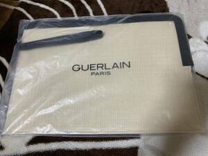 GUERLAIN PARIS ガデン限定ポーチ